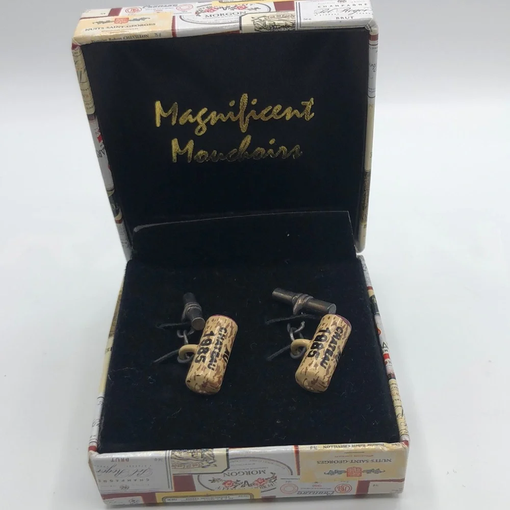 Magnificent Mouchoirs Cufflinks Chateau 1985 Unisex